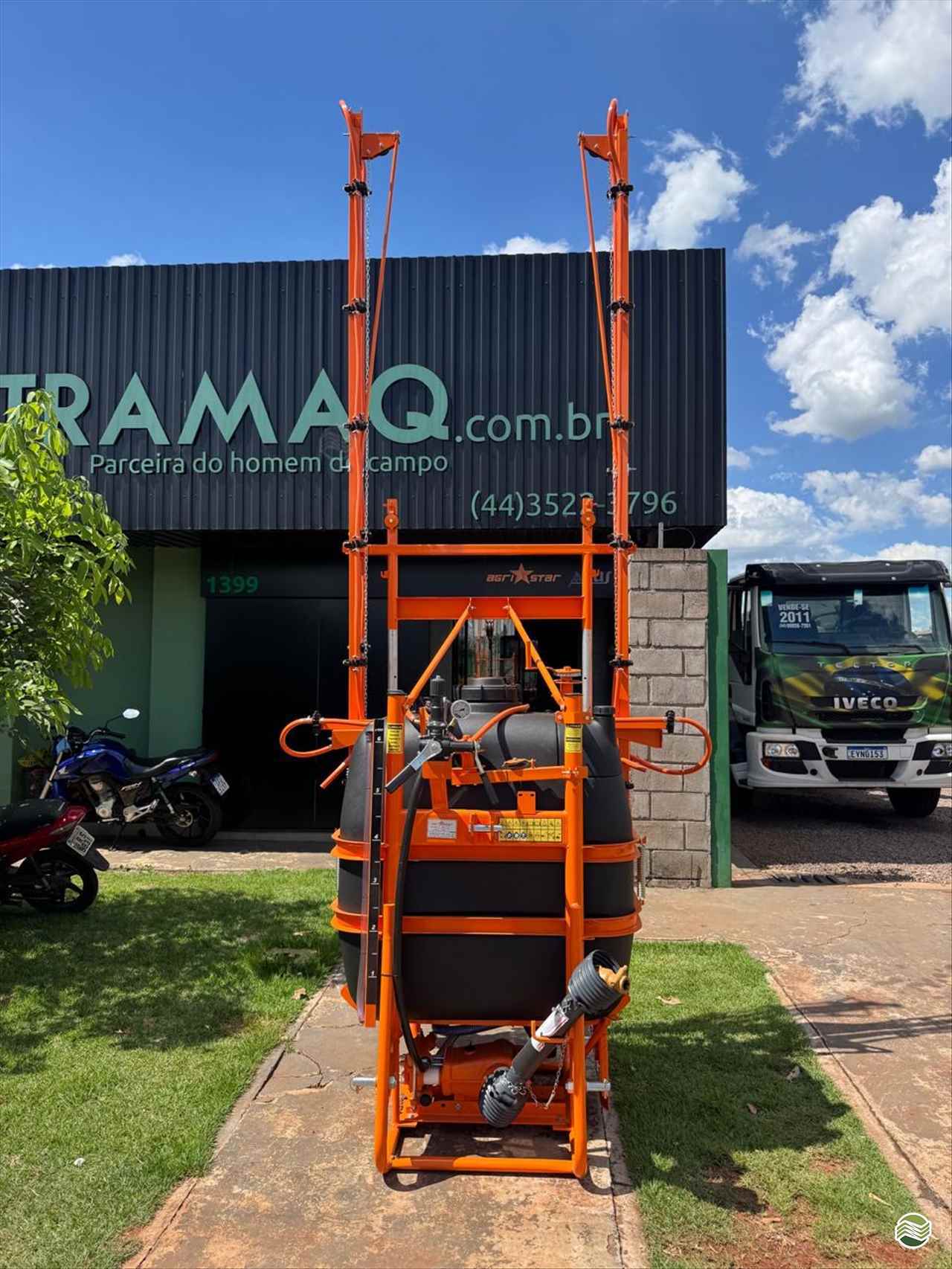 PULVERIZADOR JACTO CONDOR 600 AM14 Acoplado Hidráulico Cotramaq Tratores GOIOERE PARANÁ PR